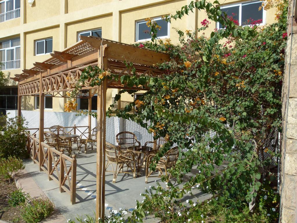 Sea Horse Hotel Хургада Экстерьер фото